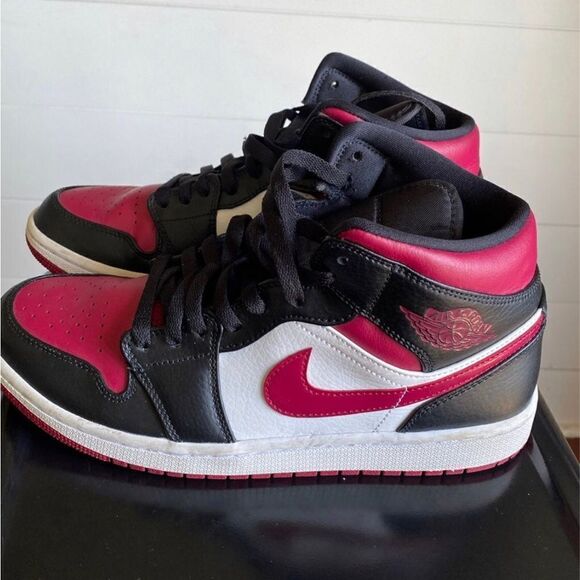 Nike air Jordan 1 bred  mid Nike dunk jordan White GYM RED Black - Picture 1 of 4